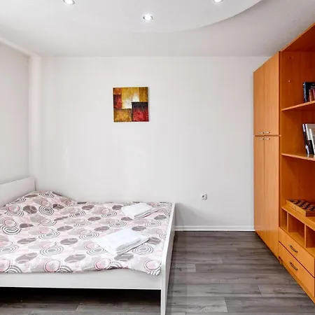 Monument Bojkovic Apartamento